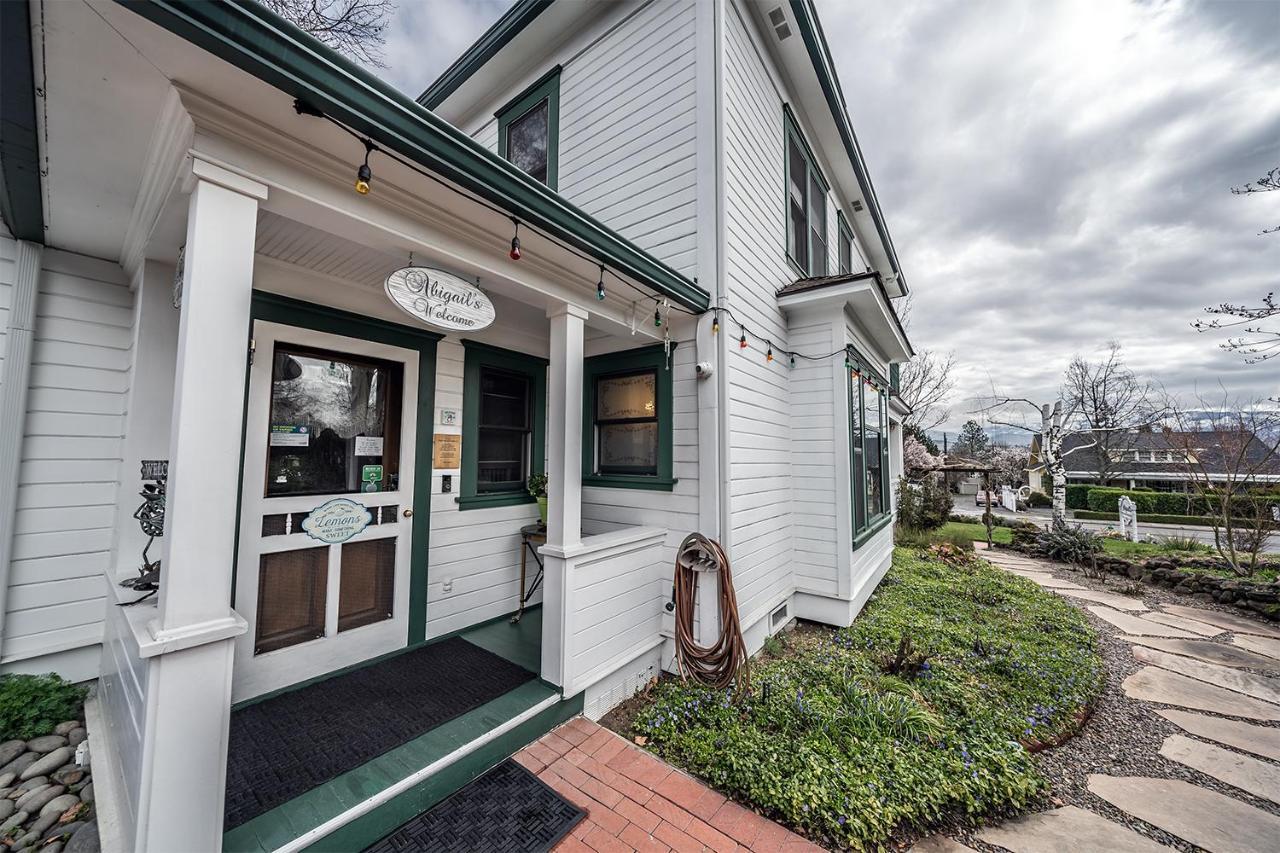 Abigail'S Bed And Breakfast Inn Ashland Exterior photo